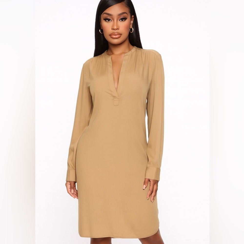 Chico’s Black Label Tan Long Sleeve Shift Dress – Size 1 (Medium) Like New